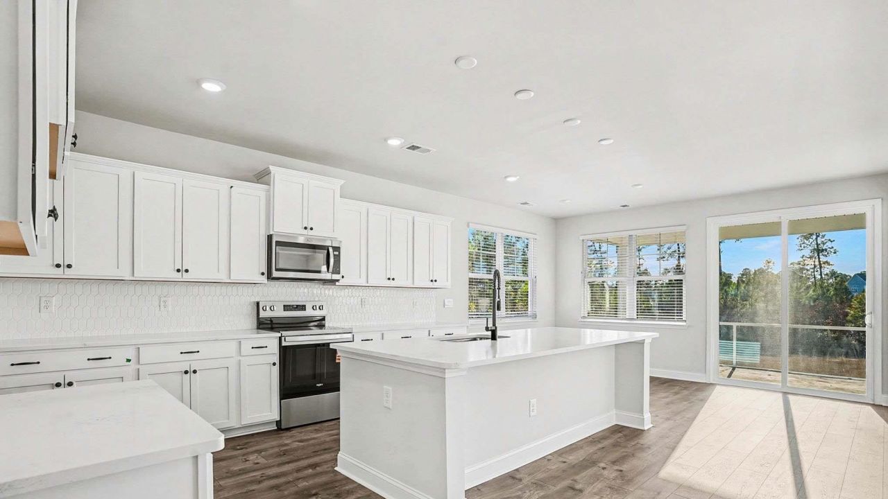 331 Hadley Springs Ave Photo 8