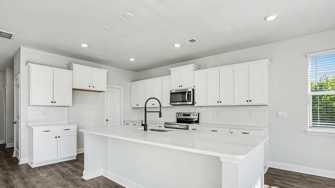 331 Hadley Springs Ave Photo 9