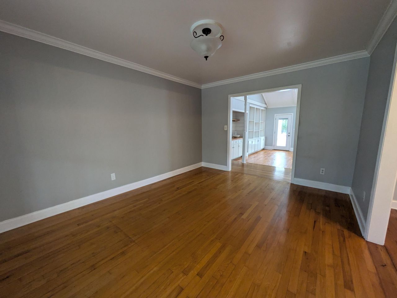 304 Woodland Drive Photo 7