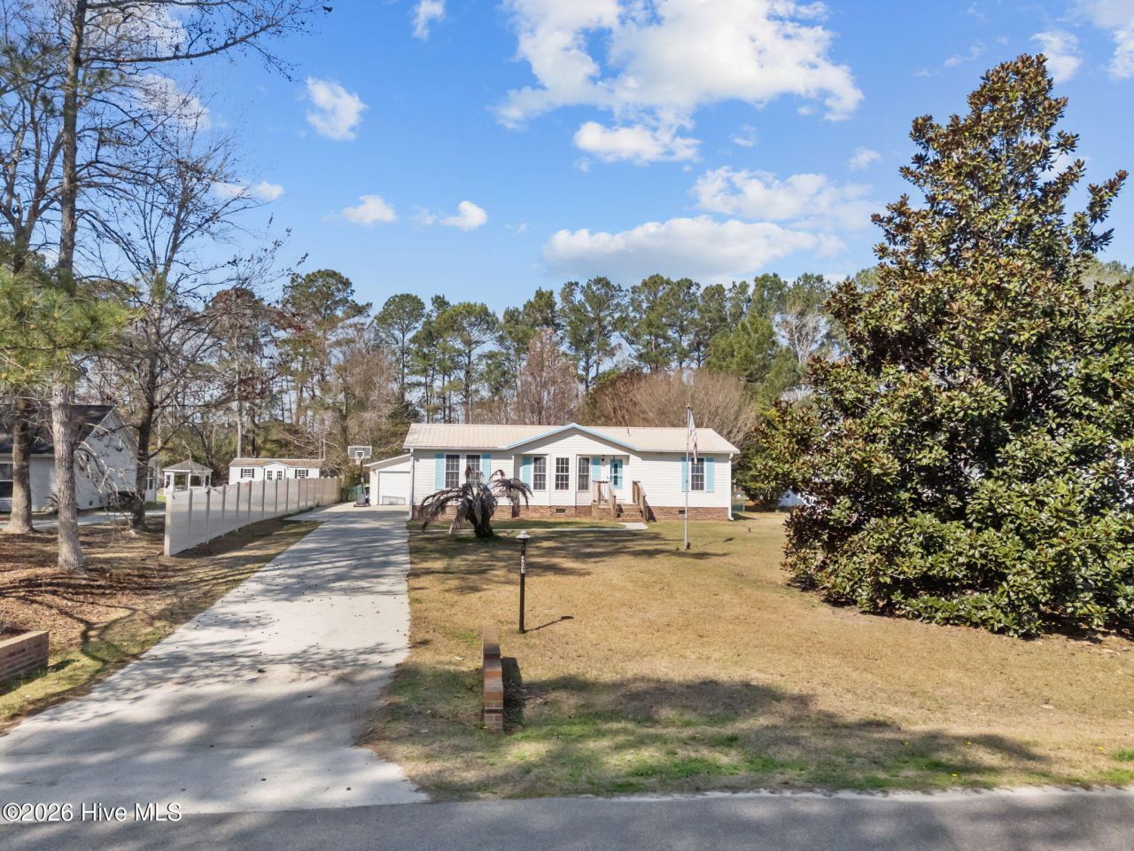 407 Maplewood Drive Nw, Calabash, NC 28467 Main Photo