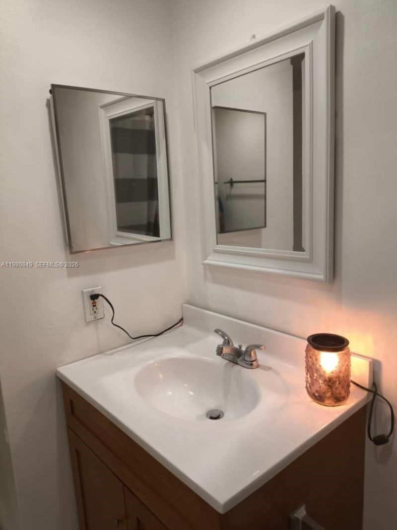 8650 SW 133rd Ave Rd , Unit 208, Miami, FL 33183 Photo