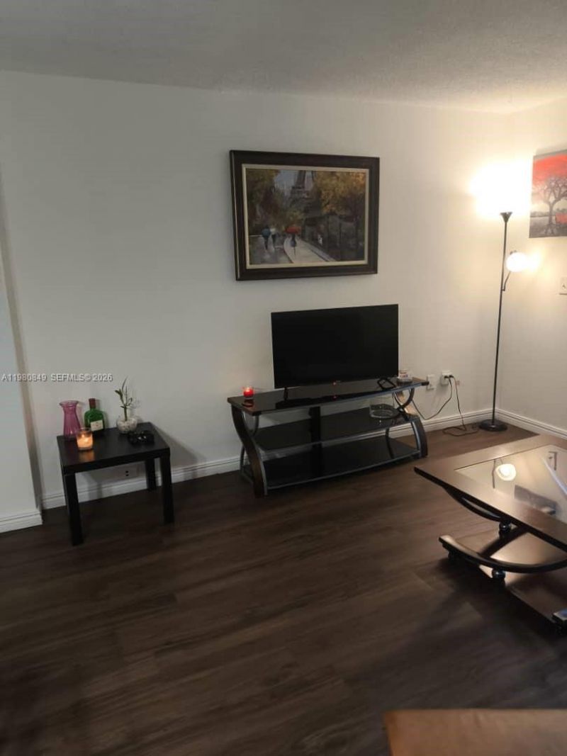 8650 SW 133rd Ave Rd , Unit 208, Miami, FL 33183 Photo