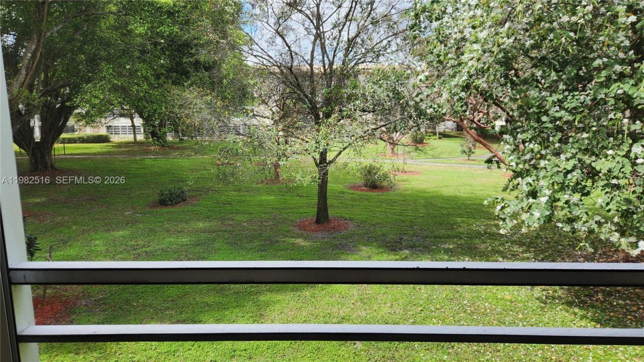 2403 Antigua Cir , Unit L2, Coconut Creek, FL 33066 Photo