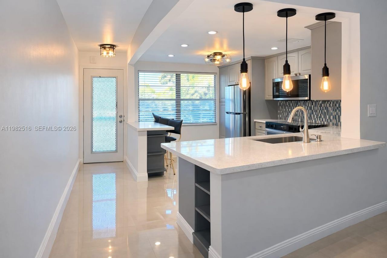 2403 Antigua Cir , Unit L2, Coconut Creek, FL 33066 Photo