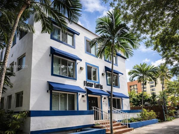 1021 NW 3rd St , Unit 201, Miami, FL 33128