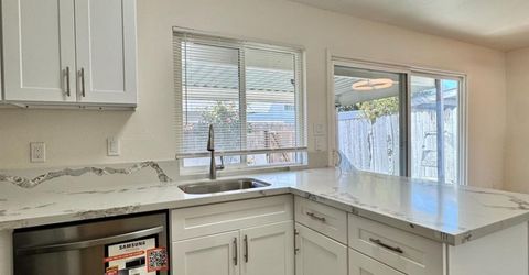 43 Omaha Ct, Sacramento, CA 95823 Photo