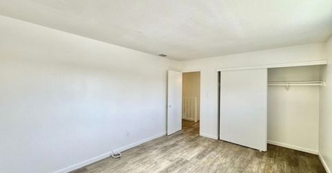43 Omaha Ct, Sacramento, CA 95823 Photo