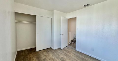 43 Omaha Ct, Sacramento, CA 95823 Photo