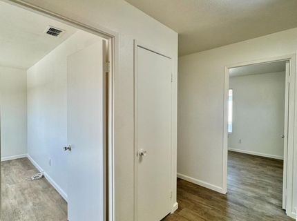 43 Omaha Ct, Sacramento, CA 95823 Photo