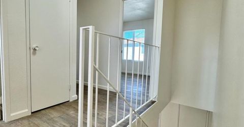 43 Omaha Ct, Sacramento, CA 95823 Photo