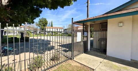 43 Omaha Ct, Sacramento, CA 95823 Photo