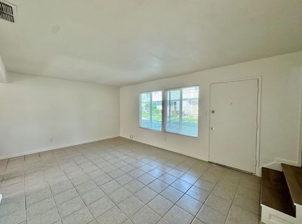 43 Omaha Ct, Sacramento, CA 95823 Photo