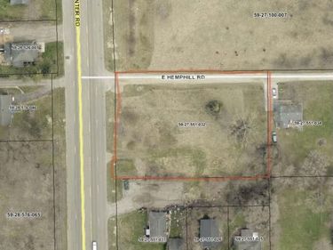 3267 S Center Road , Burton, MI 48519