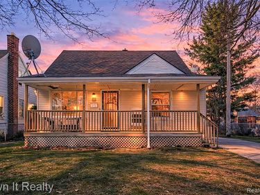 7815 Artesian Street , Detroit, MI 48228