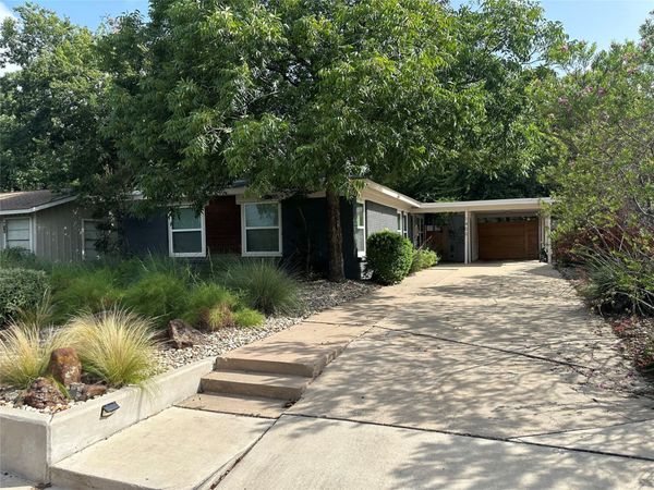 1400 Westmoor DR, Austin, TX 78723