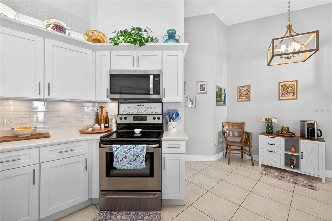 3907 57th Place E, Bradenton, FL 34203 Photo