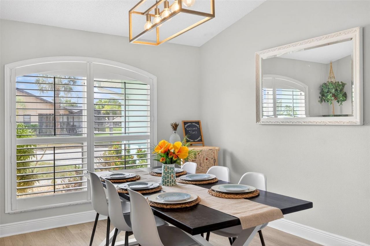 3907 57th Place E, Bradenton, FL 34203 Photo