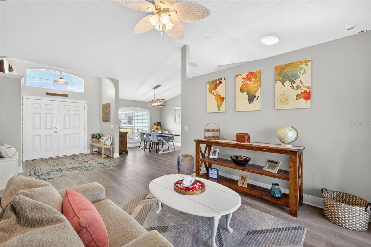 3907 57th Place E, Bradenton, FL 34203 Photo