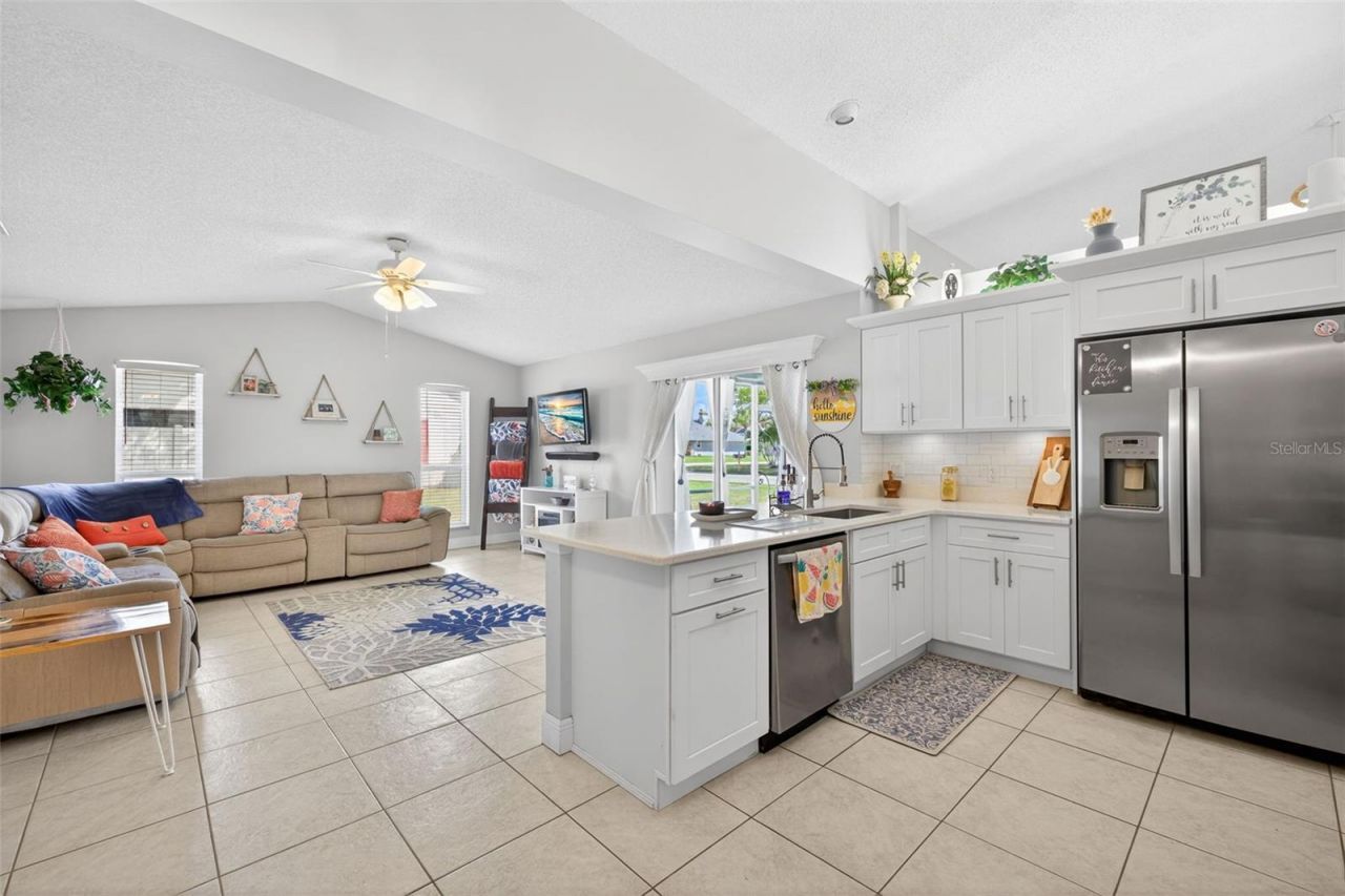 3907 57th Place E, Bradenton, FL 34203 Photo