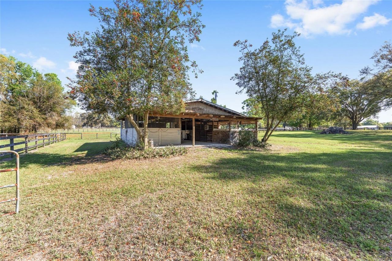 205 E Hwy 318, Citra, FL 32113 Photo