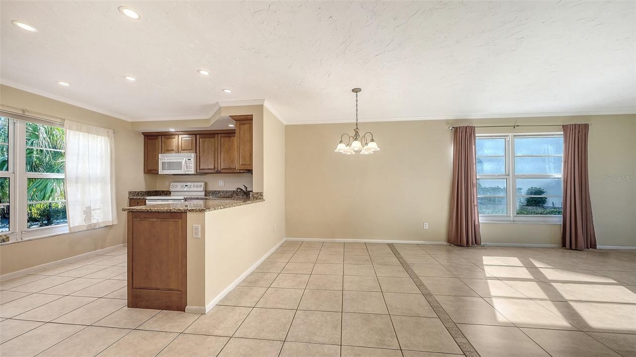 4380 Exeter Drive, Unit 101, Longboat Key, FL 34228 Photo