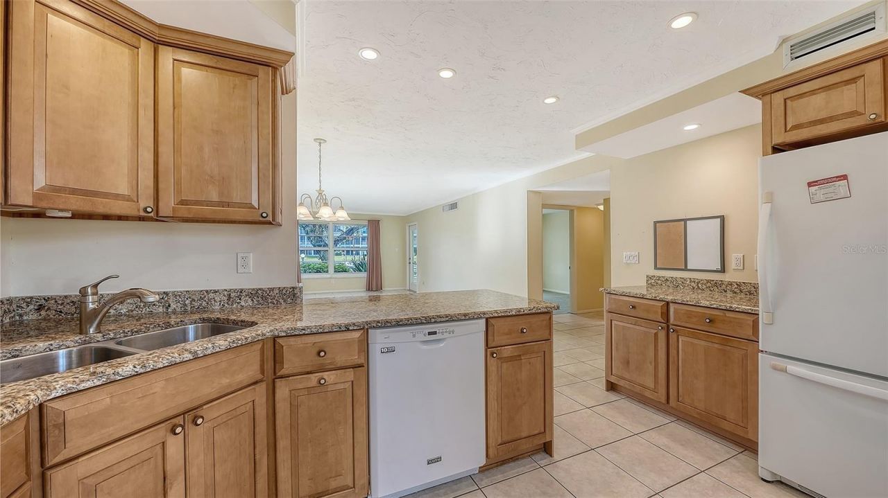4380 Exeter Drive, Unit 101, Longboat Key, FL 34228 Photo