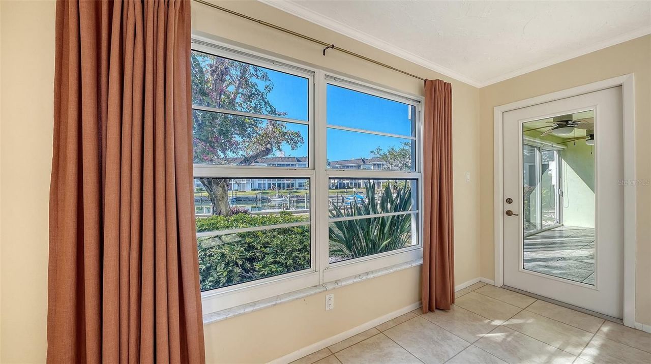 4380 Exeter Drive, Unit 101, Longboat Key, FL 34228 Photo