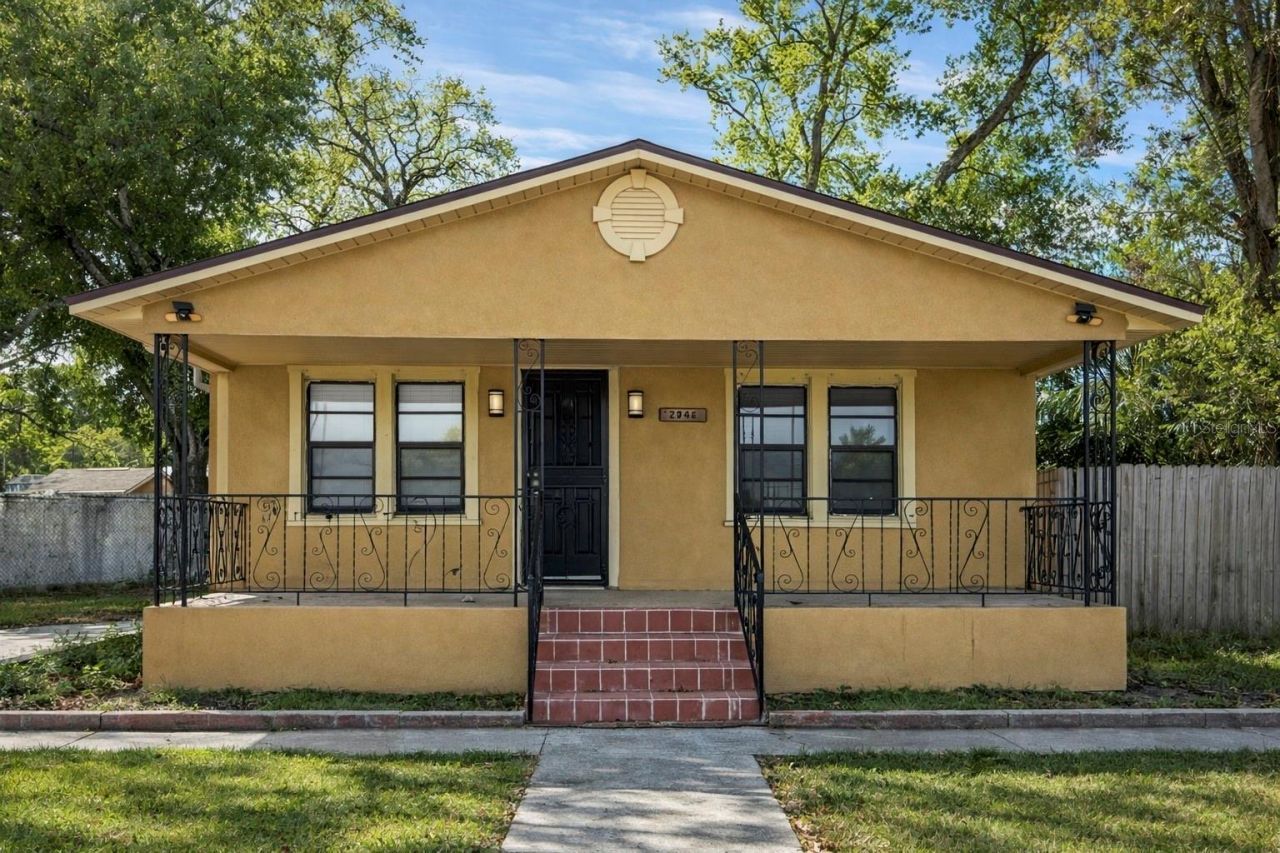 2806 Park Drive, Tampa, FL 33619 Main Photo