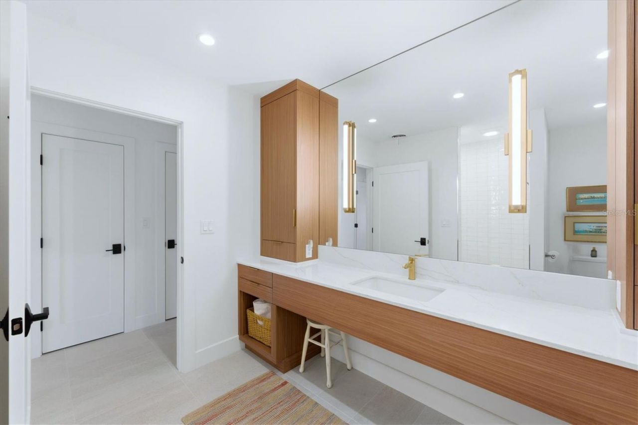 531 72nd Street, Holmes Beach, FL 34217 Photo