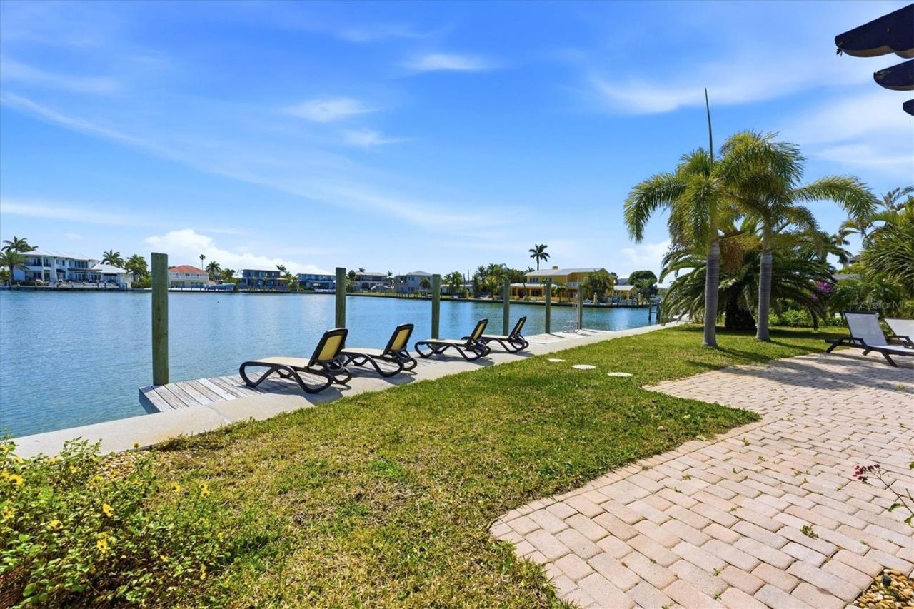 531 72nd Street, Holmes Beach, FL 34217 Photo