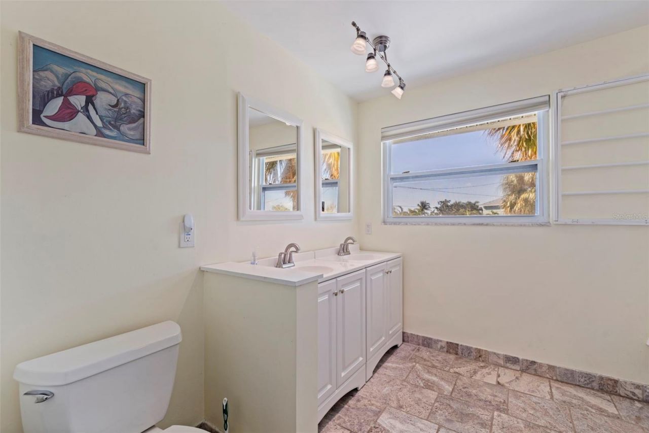 3901 14th Street Ne, Saint Petersburg, FL 33703 Photo