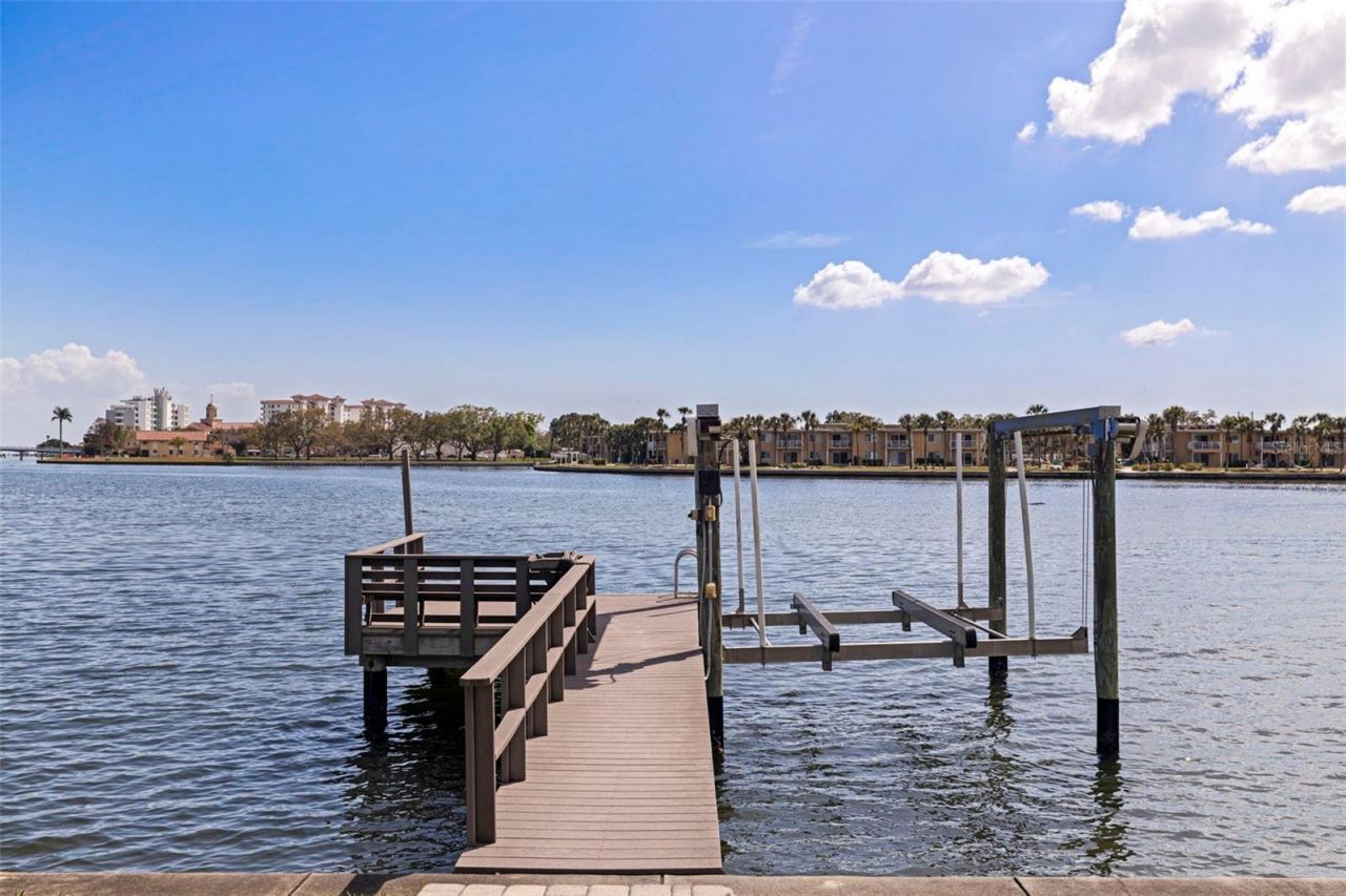 3901 14th Street Ne, Saint Petersburg, FL 33703 Photo