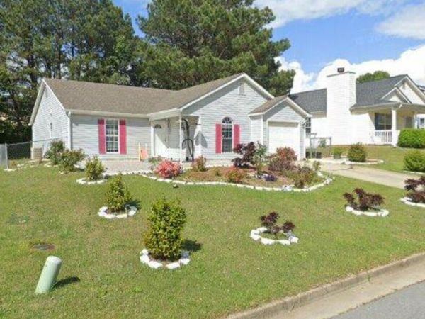 465 Eagles Crossing Circle, Riverdale, GA 30274