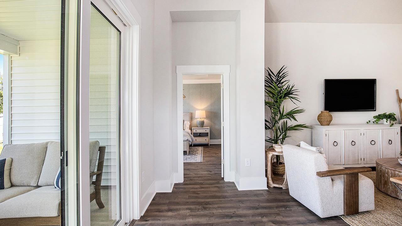 224 Squirrel Run Dr. Photo 8