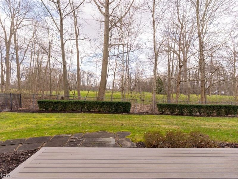 600 The Greens NE, Howland, OH 44484 Photo 7