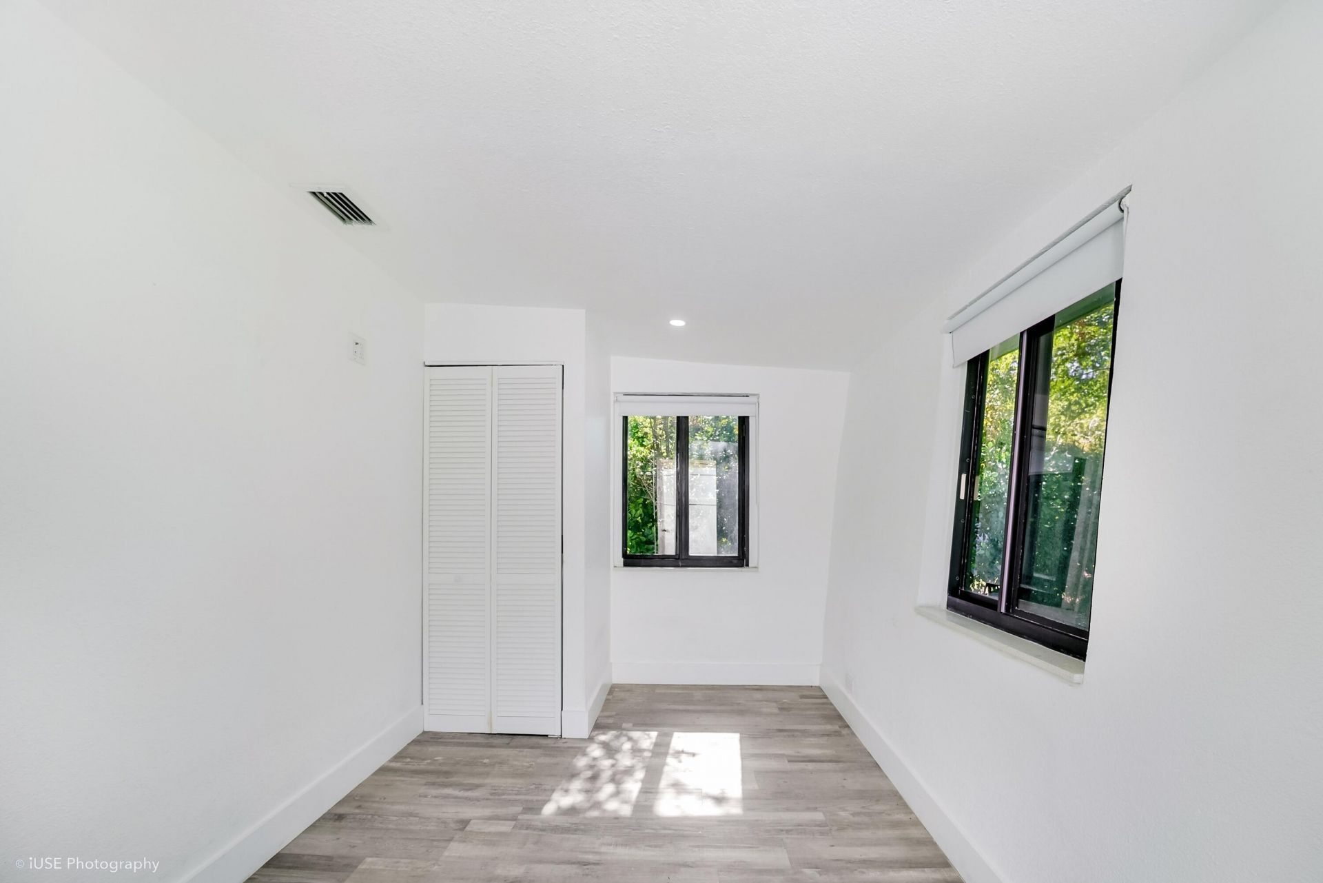 6820 NE 5th Avenue, Miami, FL 33138 Photo