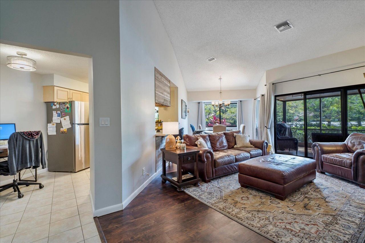 9264 Chelsea Drive S, Plantation, FL 33324 Photo