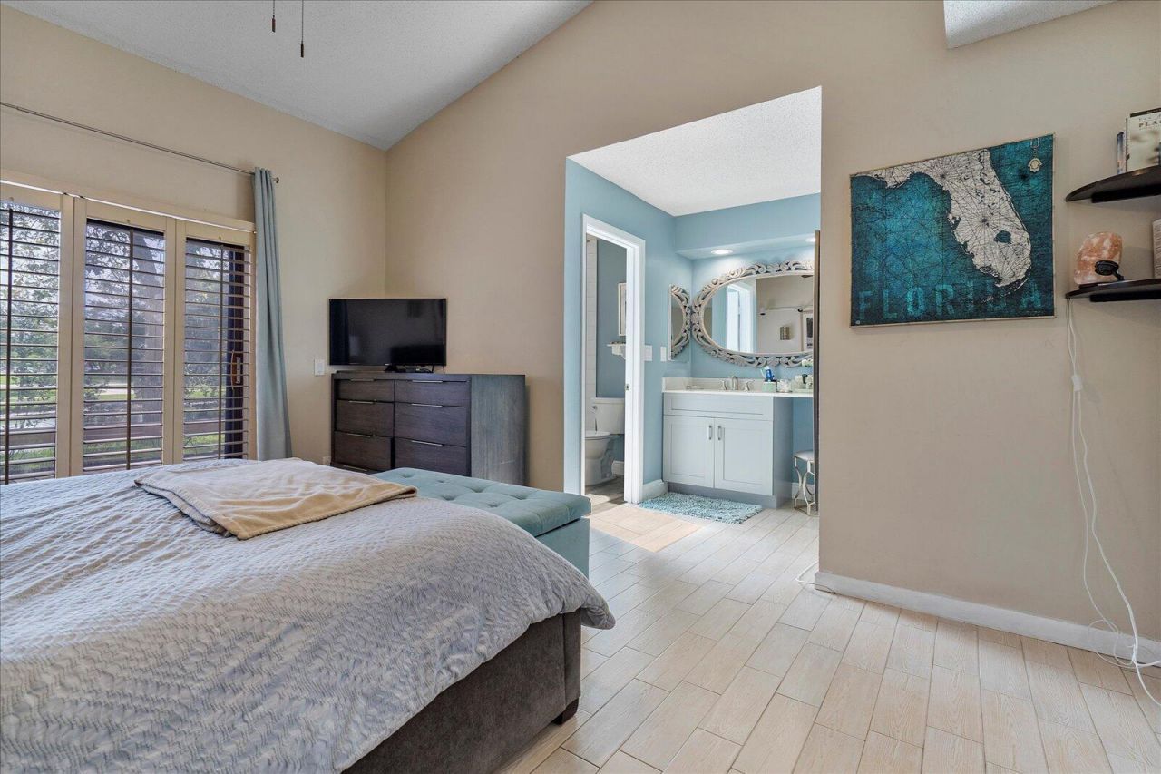 9264 Chelsea Drive S, Plantation, FL 33324 Photo