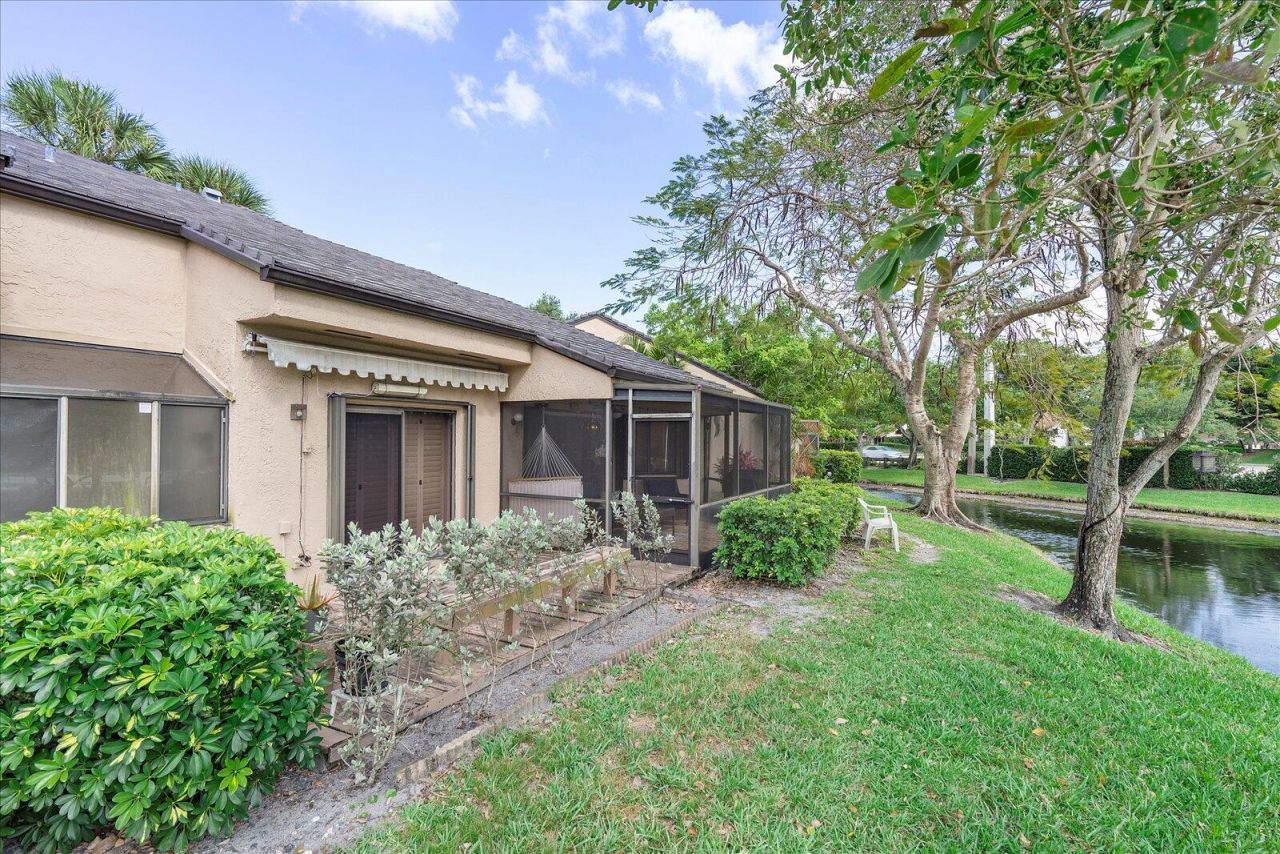 9264 Chelsea Drive S, Plantation, FL 33324 Photo