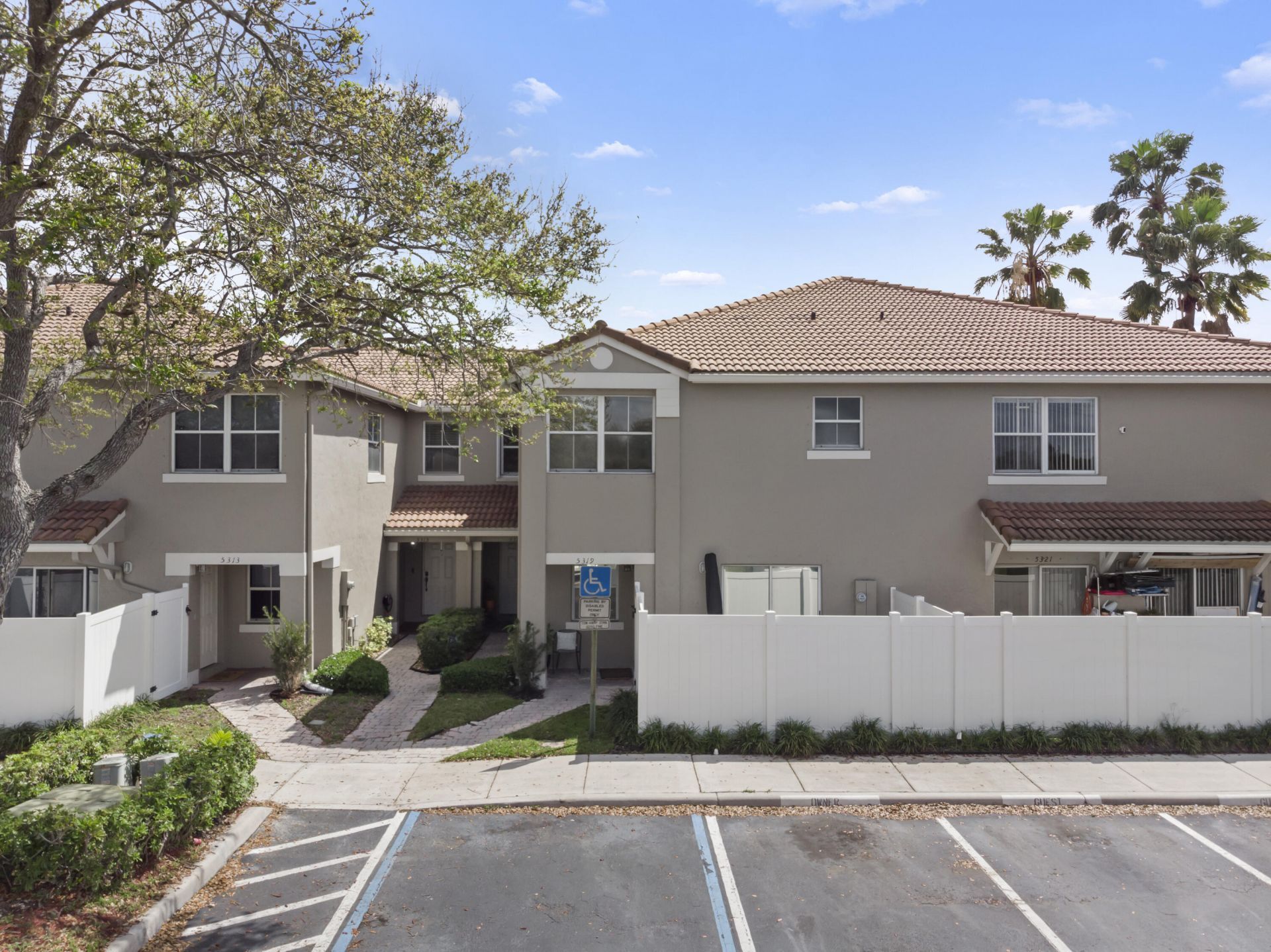 5319 SW 126th Terrace, Miramar, FL 33027 Photo