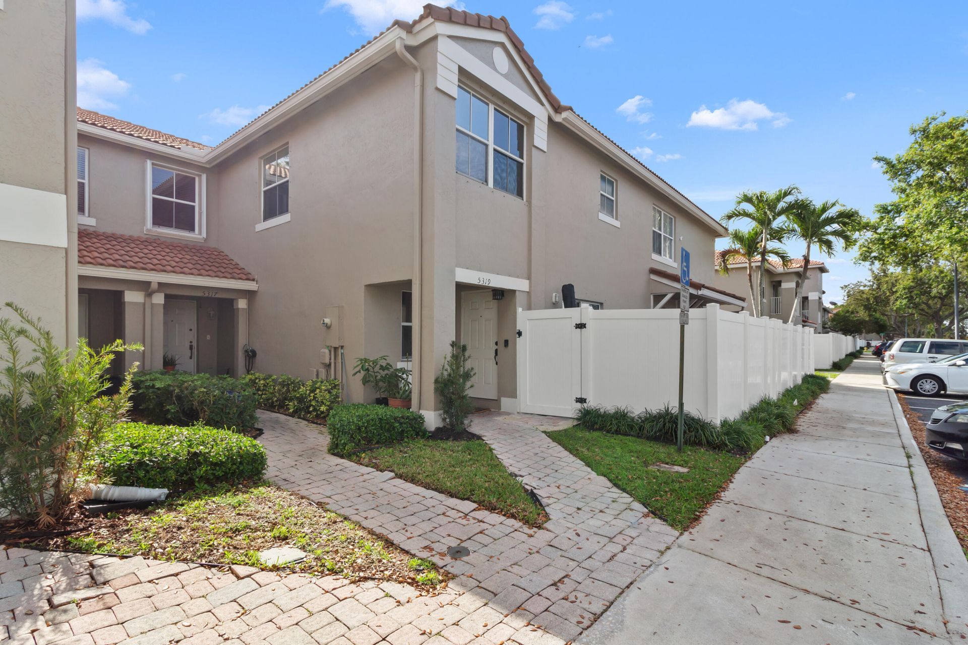 5319 SW 126th Terrace, Miramar, FL 33027 Photo