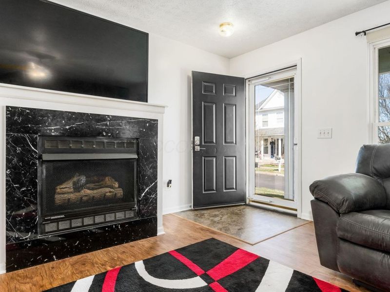 4377 Culburn Park Drive , Grove City, OH 43123 Photo 7