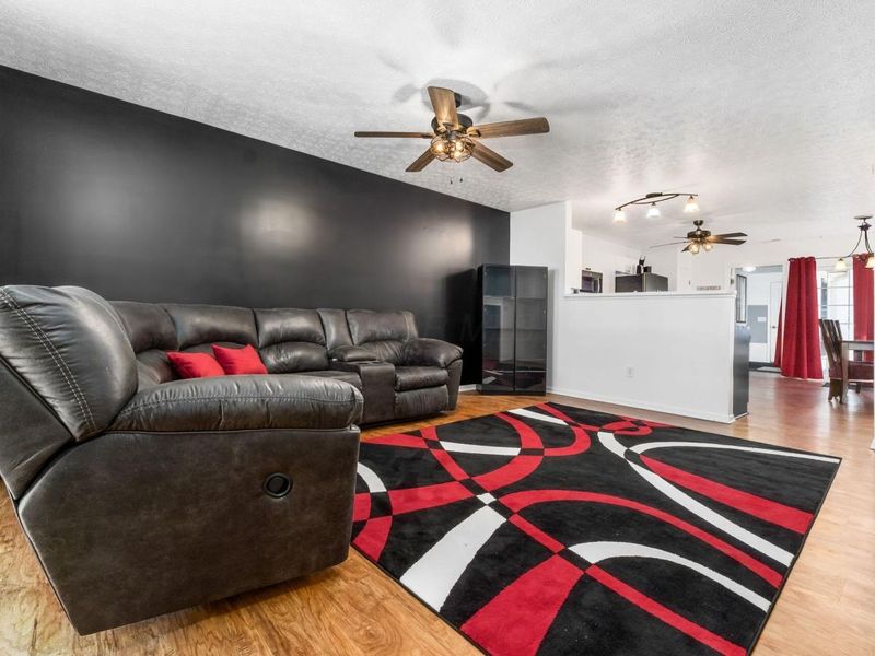 4377 Culburn Park Drive , Grove City, OH 43123 Photo 8