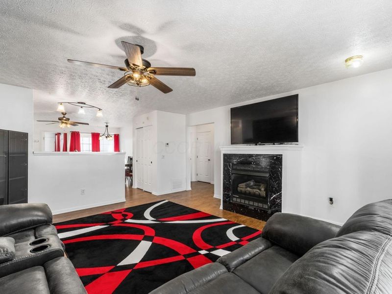 4377 Culburn Park Drive , Grove City, OH 43123 Photo 9