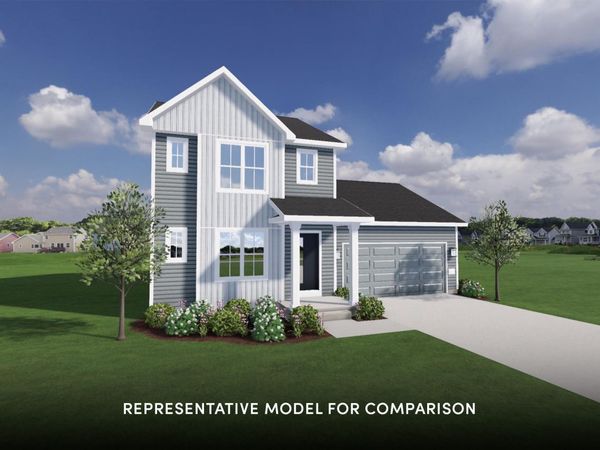 1251 Arrowood Cir W, Oconomowoc, WI 53066