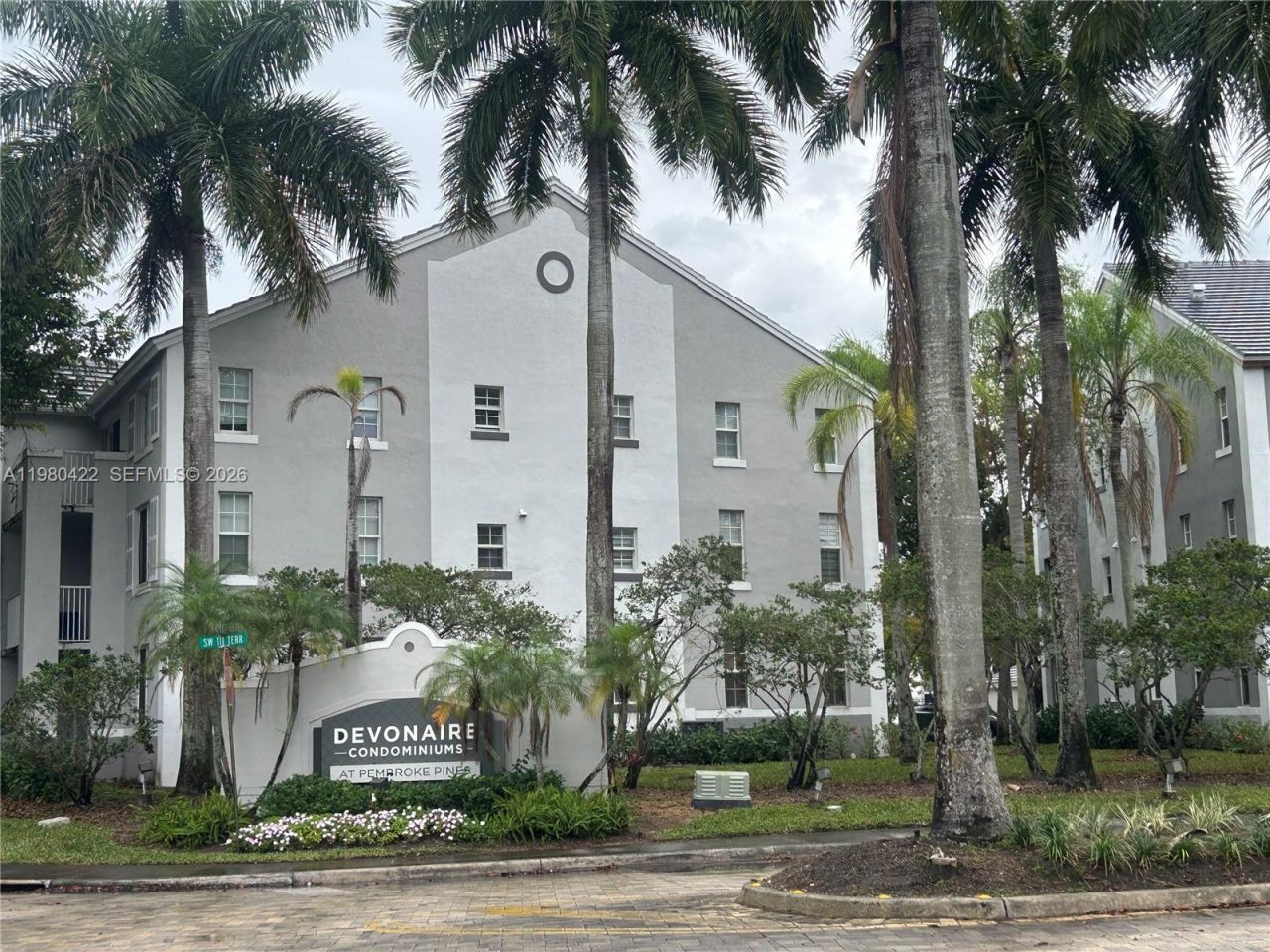 11177 SW 8th St, Unit 204, Pembroke Pines, FL 33025 Photo