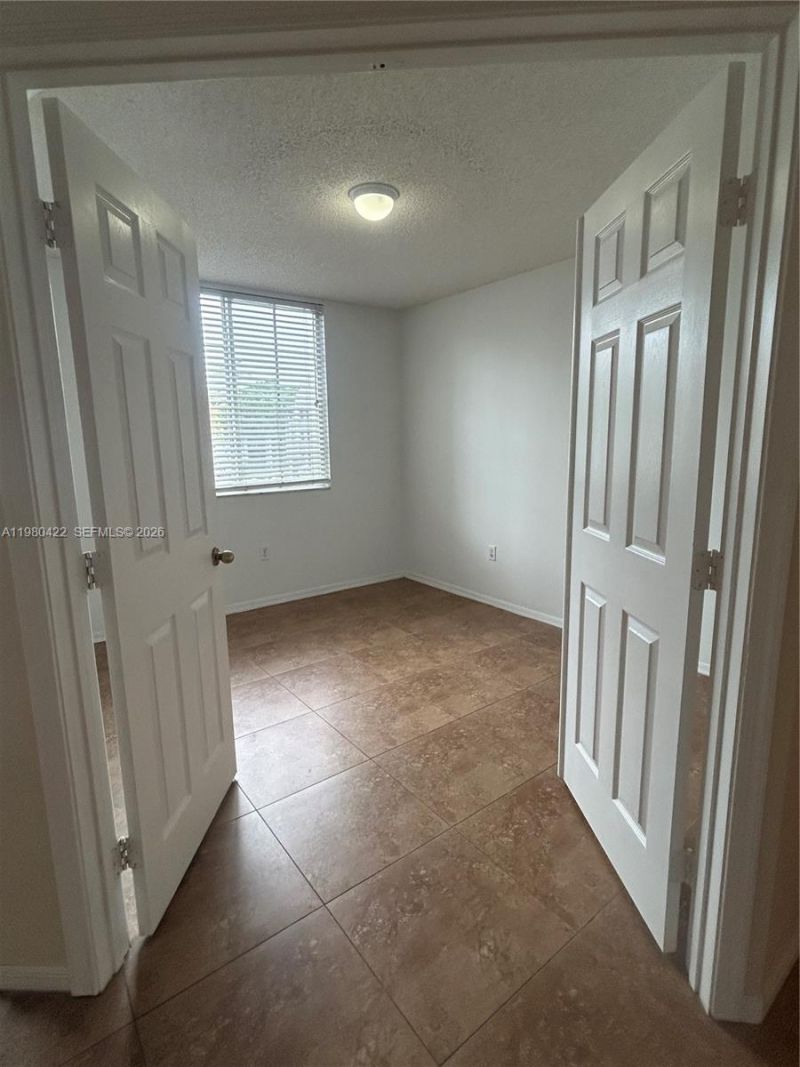 11177 SW 8th St, Unit 204, Pembroke Pines, FL 33025 Photo