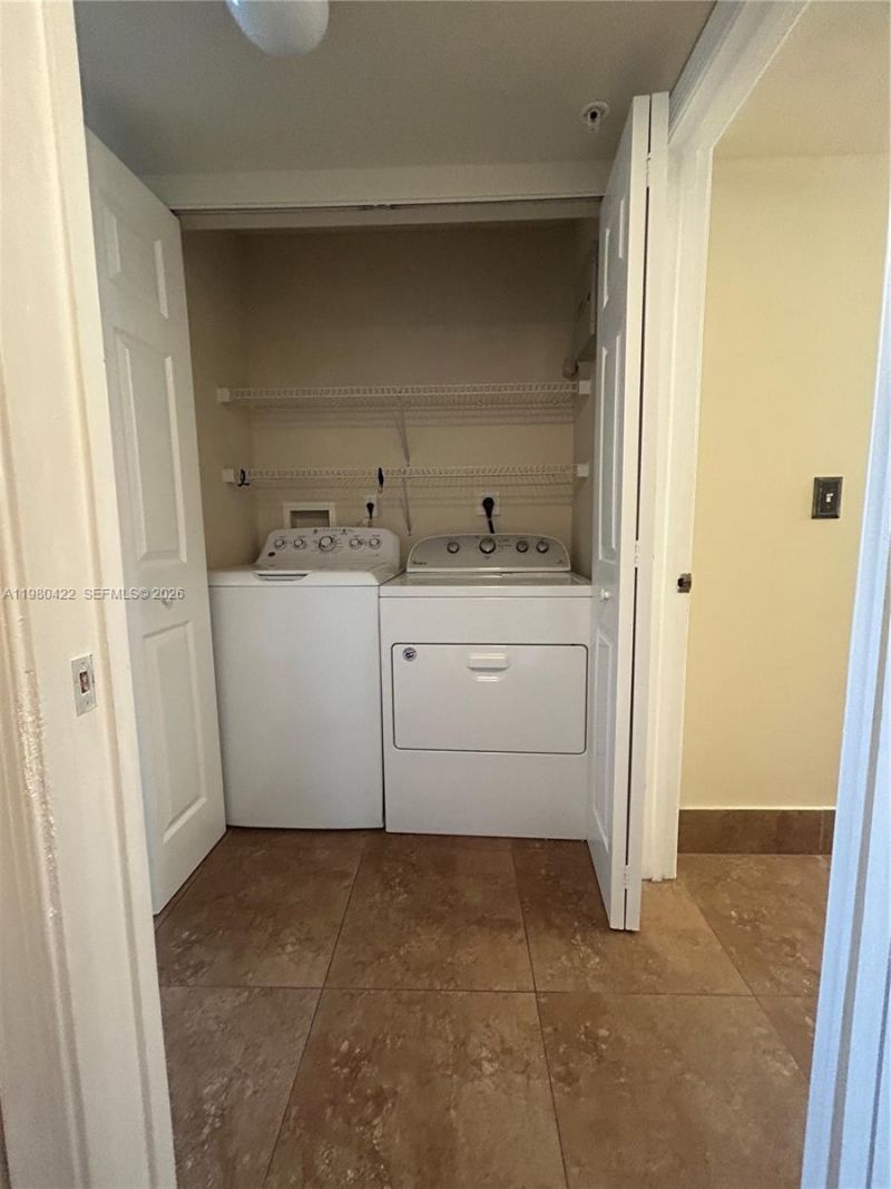 11177 SW 8th St, Unit 204, Pembroke Pines, FL 33025 Photo