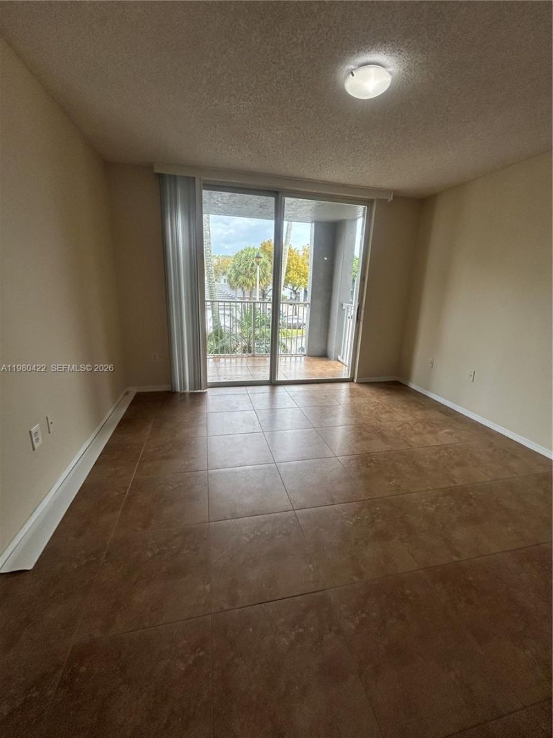 11177 SW 8th St, Unit 204, Pembroke Pines, FL 33025 Photo