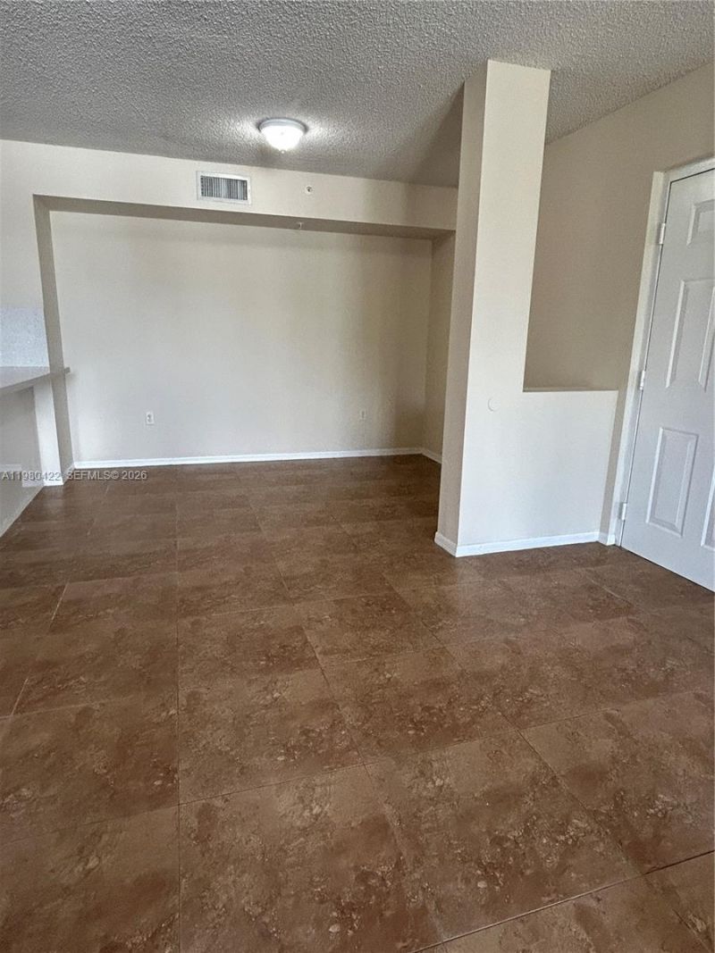 11177 SW 8th St, Unit 204, Pembroke Pines, FL 33025 Photo